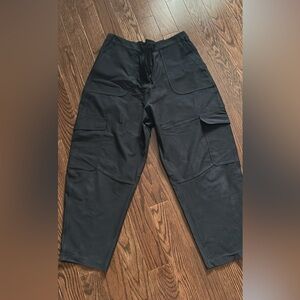 Lululemon Light Utilitech Cargo HR Pant